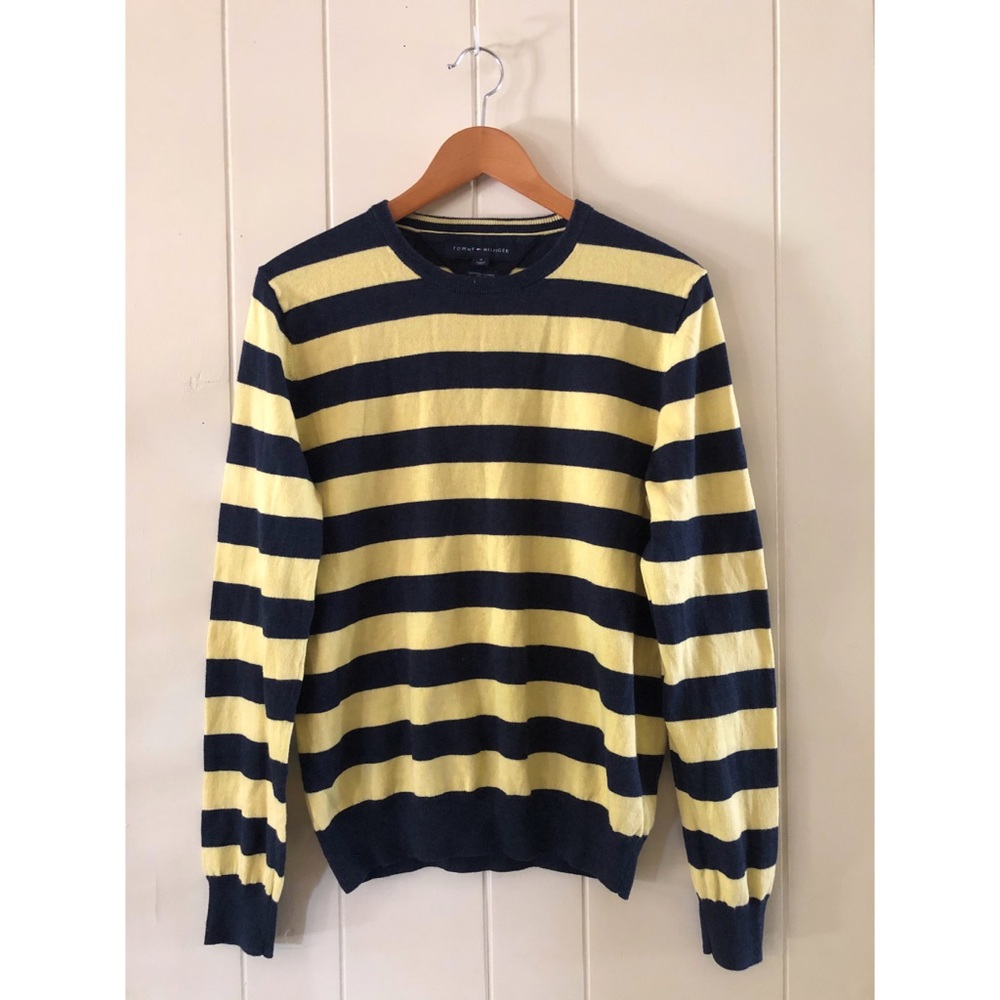 Tommy Hilfiger Men’s Striped Sweater 🤩
